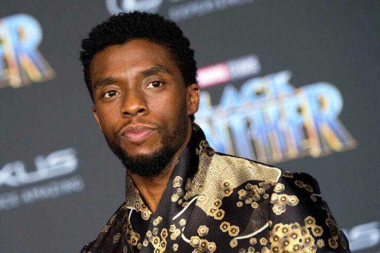 Read more about the article Black Panther Stars Pay Respects To Chadwick Boseman