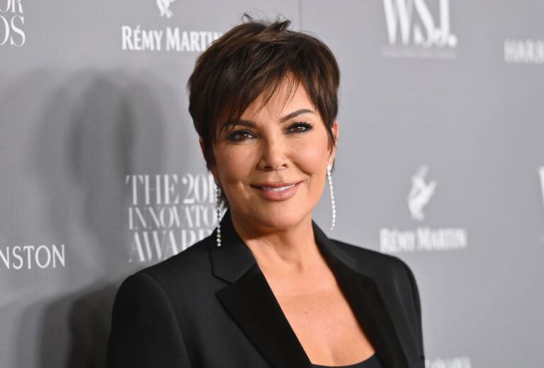 Read more about the article Kris Jenner Talks About Sudden Decision To End KUWTK