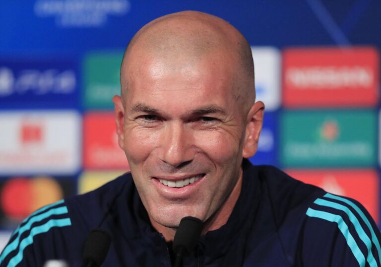 Read more about the article Zinedine Zidane Requests To Secure Three Deals